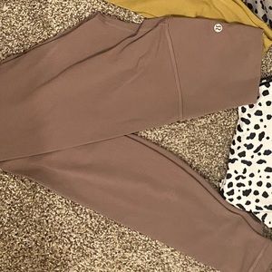 Lulu align hr pant size 2